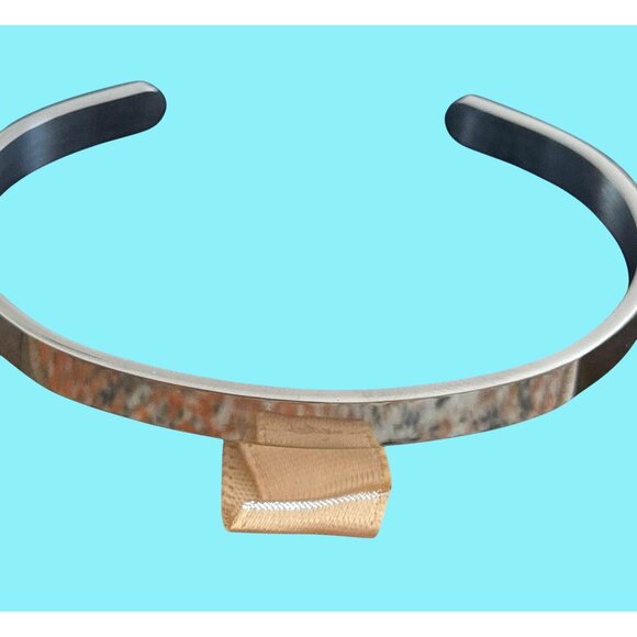 Joycuff Stainless Steel Cuff Bracelet - 'Friends Are The Family We Choose' - Picture 2 of 4